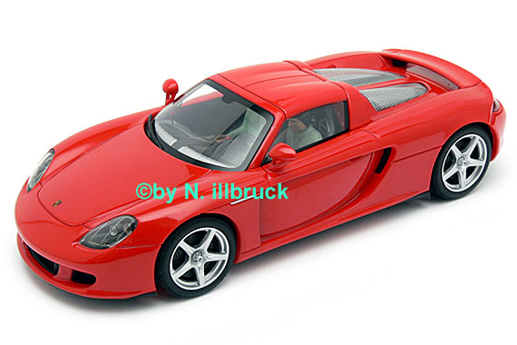 13192 AutoArt Porsche Carrera GT Red