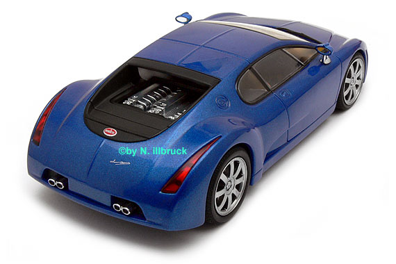 13391 AutoArt Bugatti Chiron