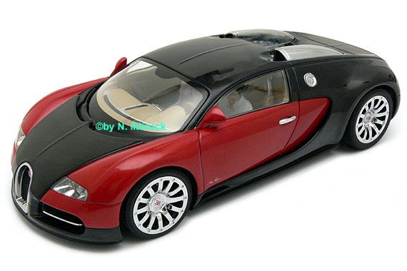 14151 AutoArt Bugatti EB 16.4 Veyron Showcar Frankfurt 2001