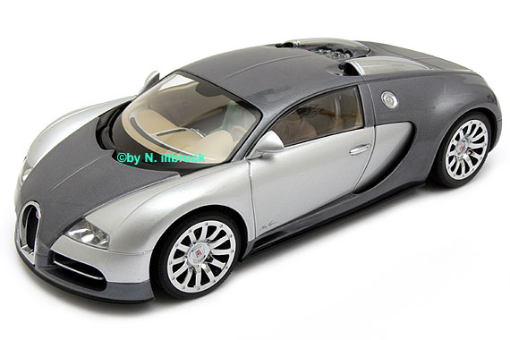 14152 AutoArt Bugatti EB 16.4 Veyron Showcar Genf 2003
