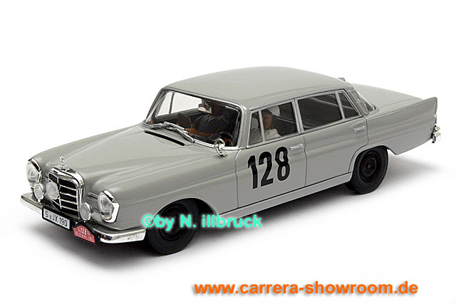 08338 Revell Mercedes-Benz 220SE Rallye Monte-Carlo 1960
