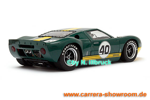 C2942A Scalextric Ford GT40 British Racing Green