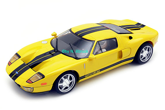 Scalextric Ford GT 2003 Road Car